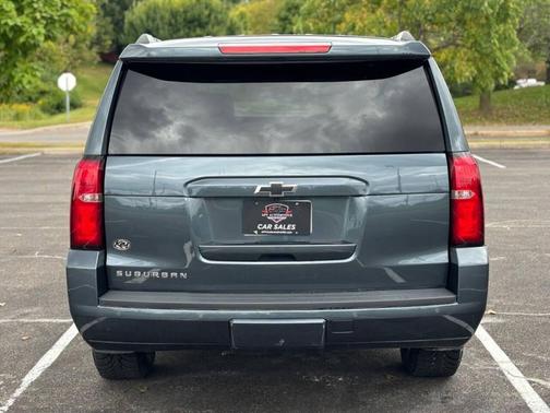 2020 Chevrolet Suburban LT