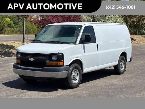 Summit White 2014 Chevrolet Express 2500 Work Van