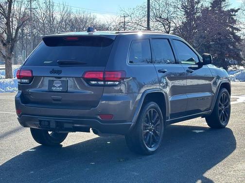 2017 Jeep Grand Cherokee Altitude