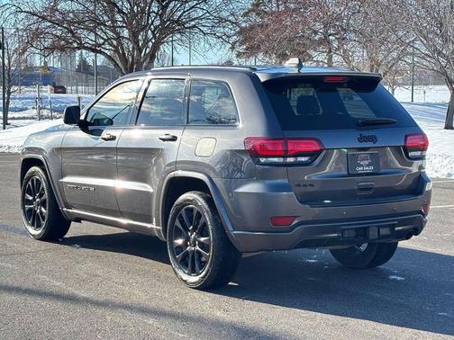 2017 Jeep Grand Cherokee Altitude