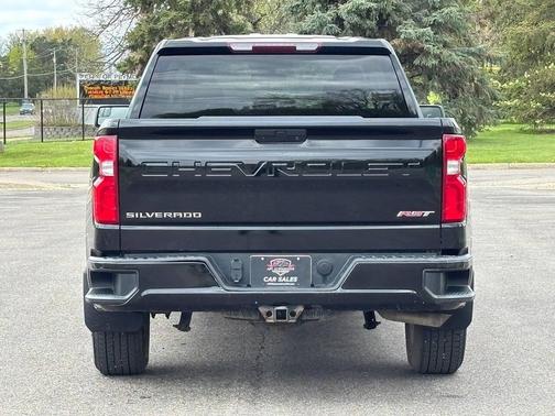 Black 2021 Chevrolet Silverado 1500 RST