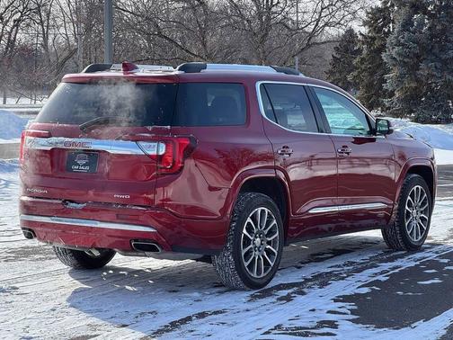 2021 GMC Acadia Denali
