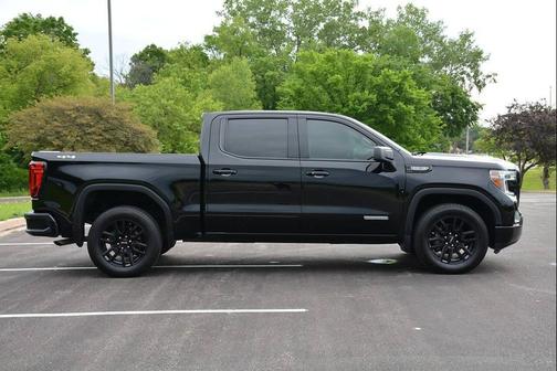 2022 GMC Sierra 1500 Elevation