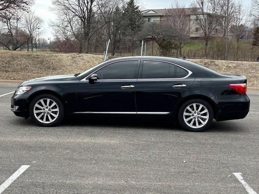 Obsidian 2012 Lexus LS 460 Base