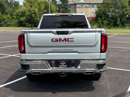 2022 GMC Sierra 1500 SLT