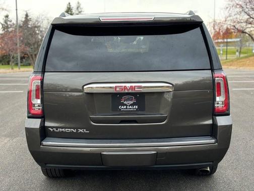 2020 GMC Yukon XL Denali