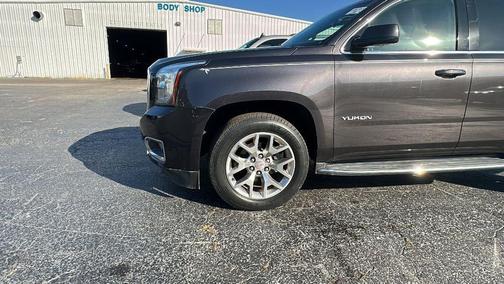 2017 GMC Yukon SLT