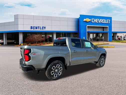 Sterling Gray Metallic 2026 Chevrolet Colorado Z71
