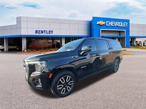 2022 GMC Yukon XL AT4