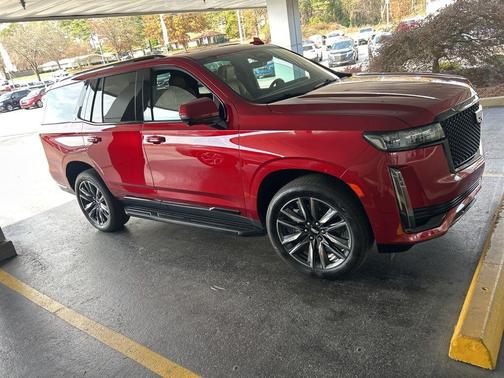 2023 Cadillac Escalade Sport