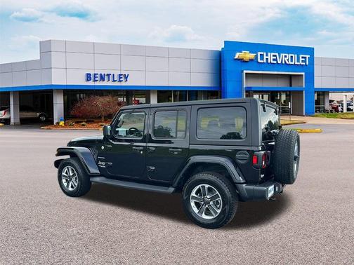 2022 Jeep Wrangler Unlimited Sahara