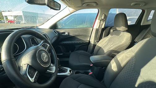 2017 Jeep Compass Sport