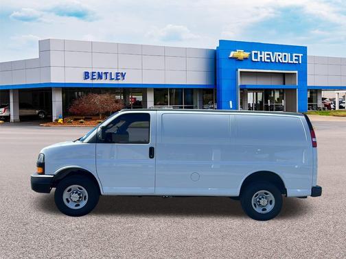 2024 Chevrolet Express 2500 Work Van