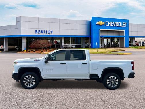2026 Chevrolet Silverado 2500 Custom