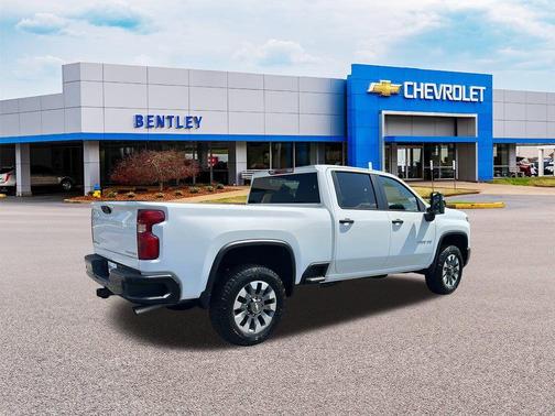 2026 Chevrolet Silverado 2500 Custom
