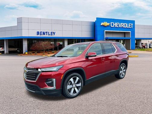 2023 Chevrolet Traverse LT Leather