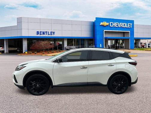 2022 Nissan Murano SV