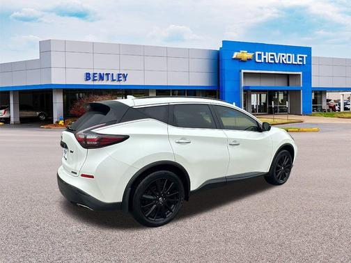 2022 Nissan Murano SV