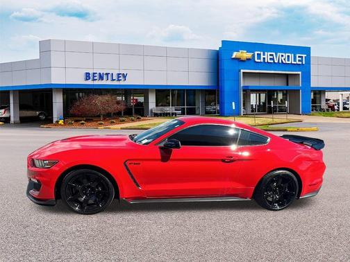 2019 Ford Shelby GT350 Base
