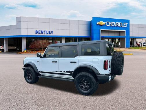 2022 Ford Bronco Base