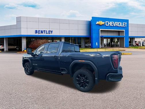 2024 GMC Sierra 2500 AT4