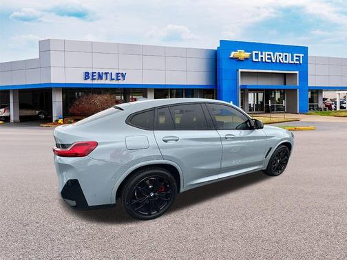 2024 BMW X4 M40i