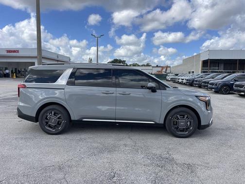 2026 Kia Carnival Hybrid SX