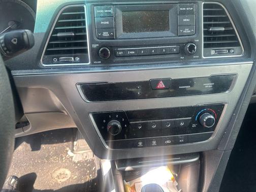 2017 Hyundai SONATA Base