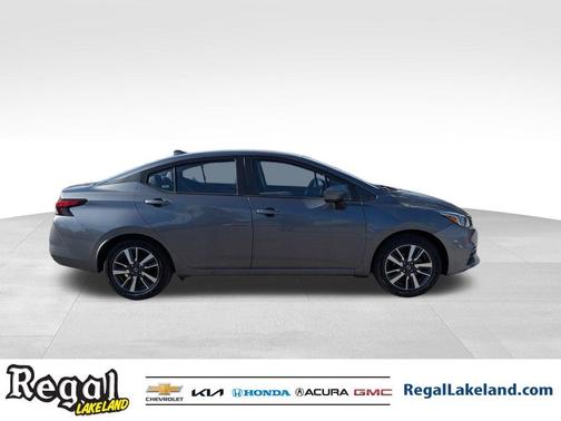 2021 Nissan Versa 1.6 SV