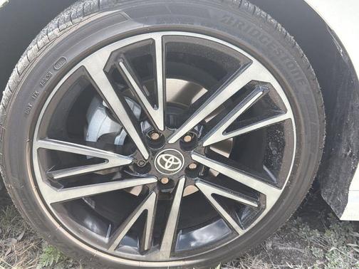 Pearl 2025 Toyota Camry XSE