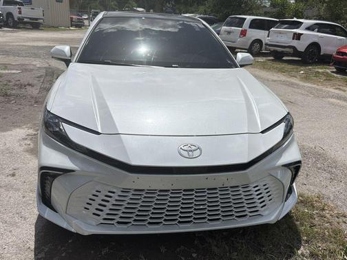 Pearl 2025 Toyota Camry XSE