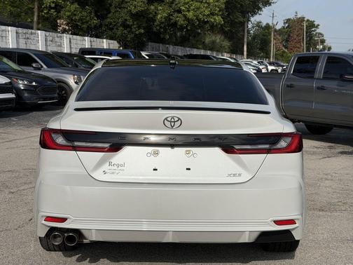 Pearl 2025 Toyota Camry XSE