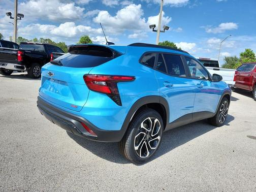 Marina Blue 2026 Chevrolet Trax 2RS