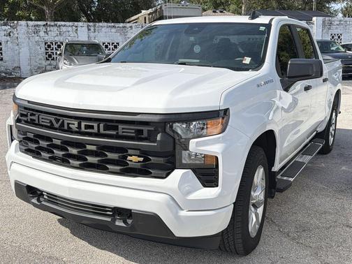 Summit White 2024 Chevrolet Silverado 1500 Custom