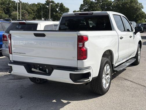 Summit White 2024 Chevrolet Silverado 1500 Custom