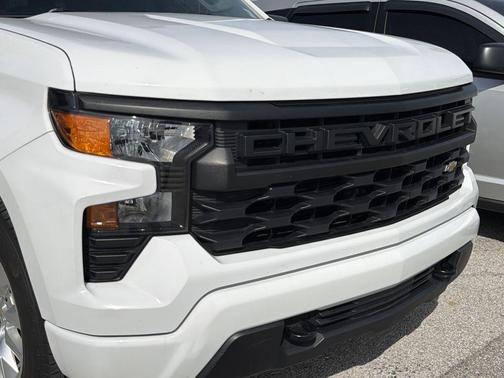 Summit White 2024 Chevrolet Silverado 1500 Custom