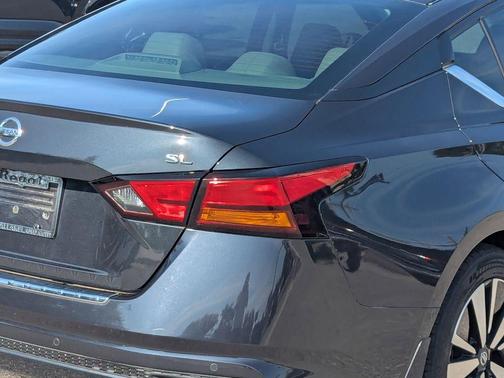 2021 Nissan Altima 2.5 SL