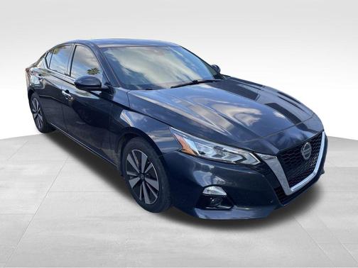 2021 Nissan Altima 2.5 SL