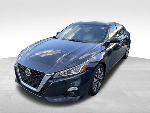 2021 Nissan Altima 2.5 SL