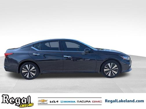 2021 Nissan Altima 2.5 SL