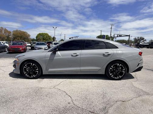 2022 Kia K5 GT-Line