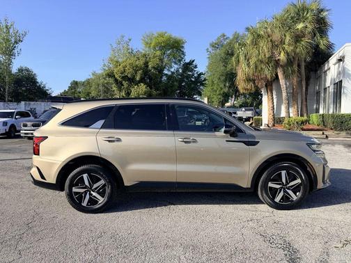 Crystal Beige 2021 Kia Sorento S
