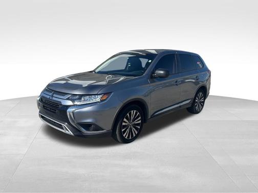 2020 Mitsubishi Outlander ES