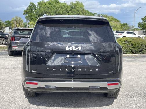 Ebony Black 2027 Kia Telluride SX-Prestige