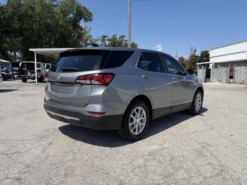 Sterling Gray Metallic 2023 Chevrolet Equinox 1LT