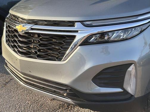 Sterling Gray Metallic 2023 Chevrolet Equinox 1LT