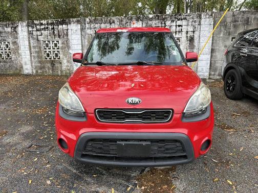 2013 Kia Soul Base
