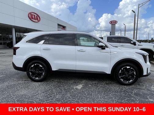 2025 Kia Sorento S