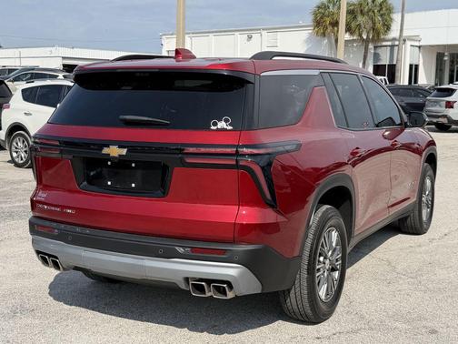 Radiant Red 2026 Chevrolet Traverse LT
