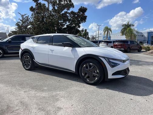 2025 Kia EV6 Light Long Range